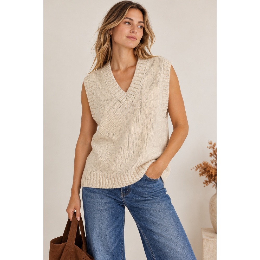 & Other Stories Sweater Vest Womens L Cream Wool V-Neck Minimalist Chunky Knit